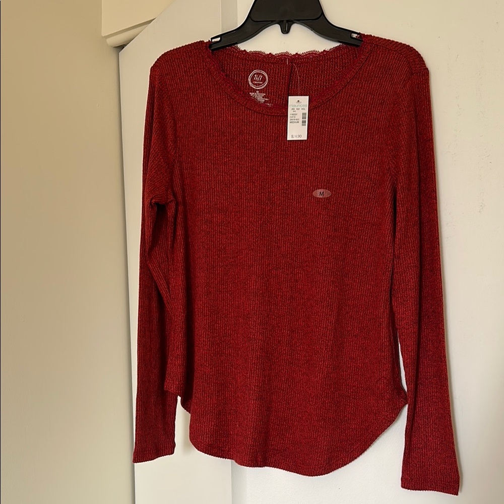 Maurice’s Red Lace Detail Long Sleeve T-Shirt